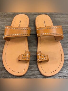Free People Studded Leather Toe-Loop Slides Size 8